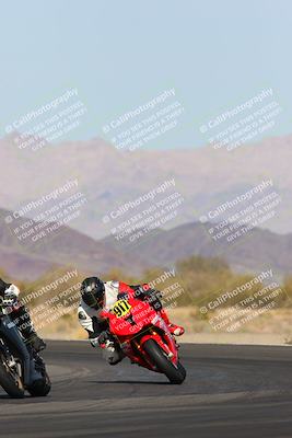 media/Feb-04-2023-SoCal Trackdays (Sat) [[8a776bf2c3]]/Turn 14 (115pm)/